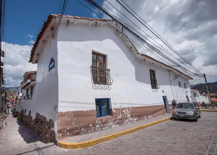 Lo Nuestro House